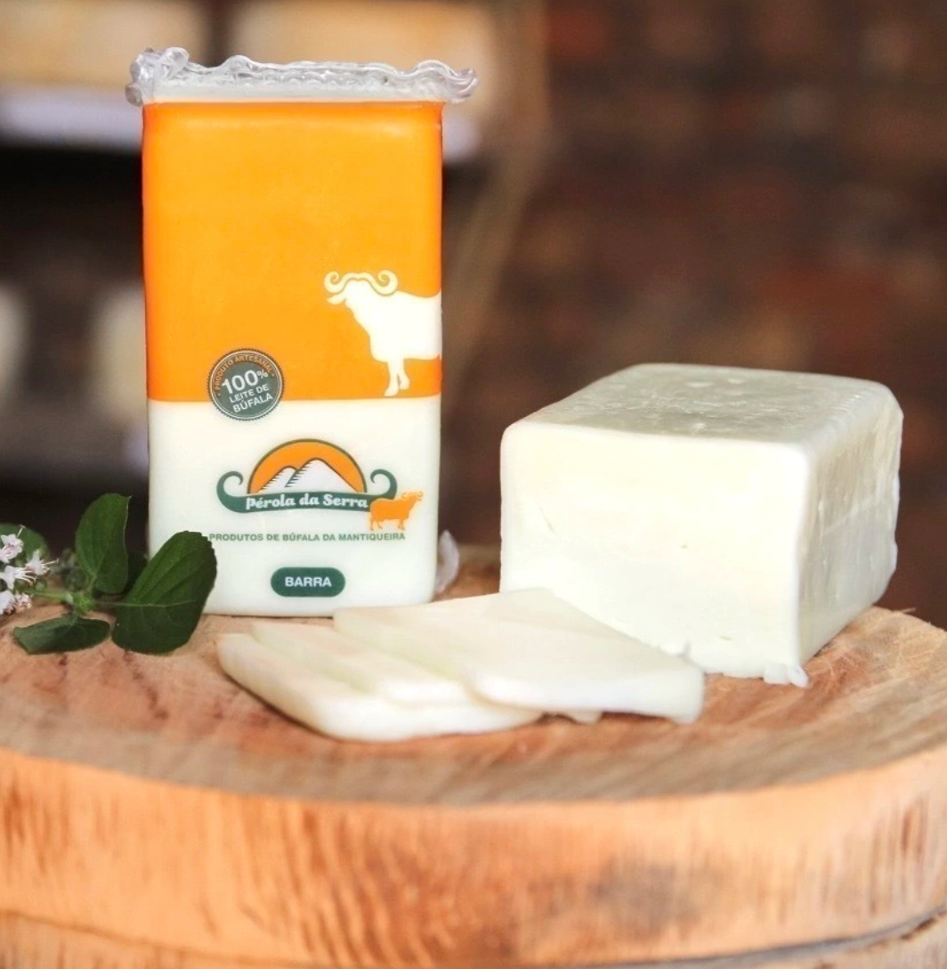 Queijo Mozzarela de Búfala em Barra - 500g