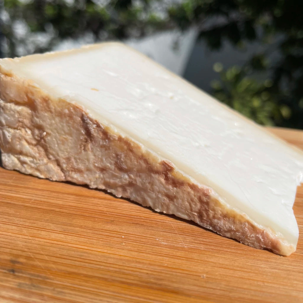 Queijo Porão (Cabra) - 220g